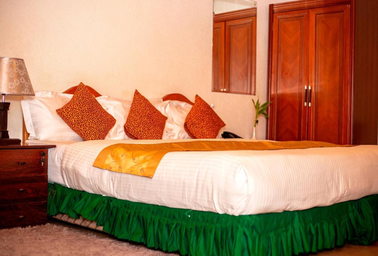 Royal Park Hotel Kumasi Exteriör bild