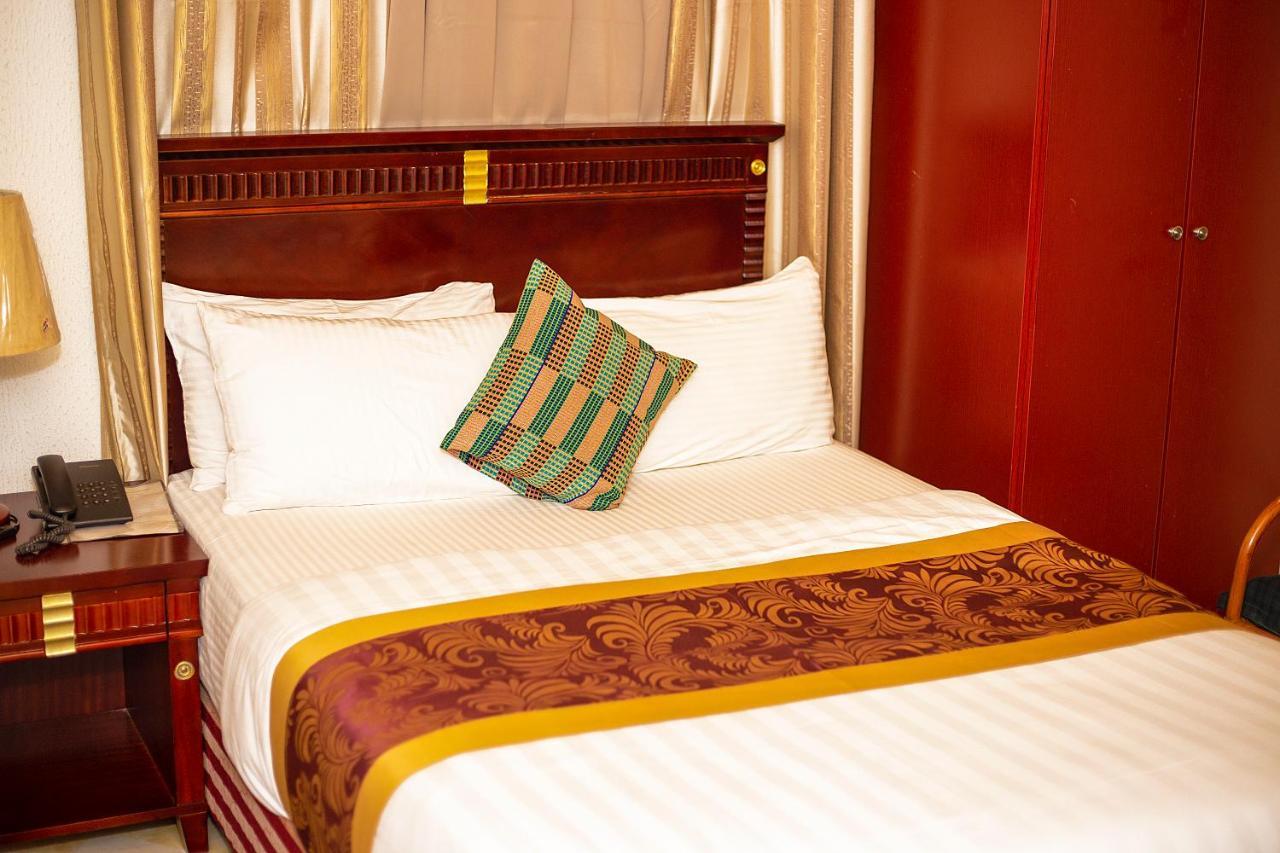Royal Park Hotel Kumasi Exteriör bild